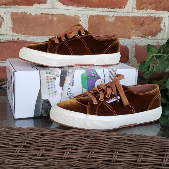 Superga Camel/Brown Velvet Willow Sneakers Sz 6.5 - Picture 2 of 7